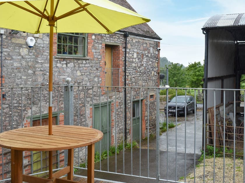 Sitting-out-area | The Chaff House, Wells