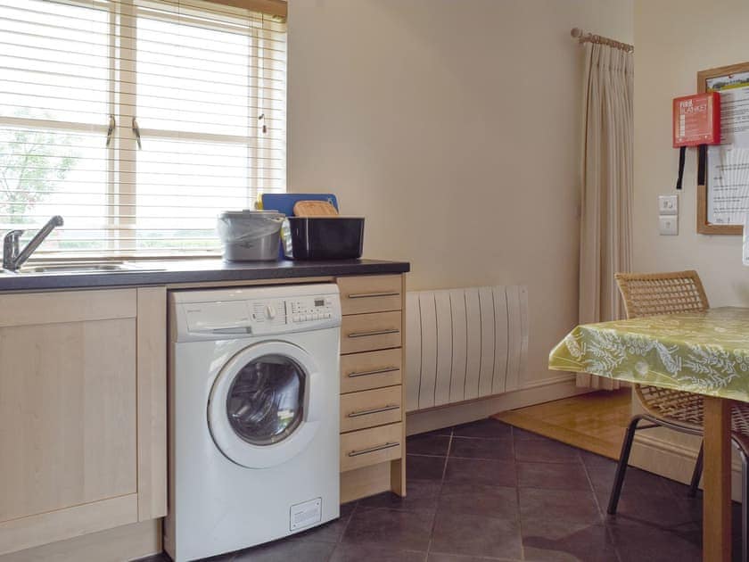 Kitchen/diner | Graham Cottage - Nene Valley Cottages, Clopton, near Kettering