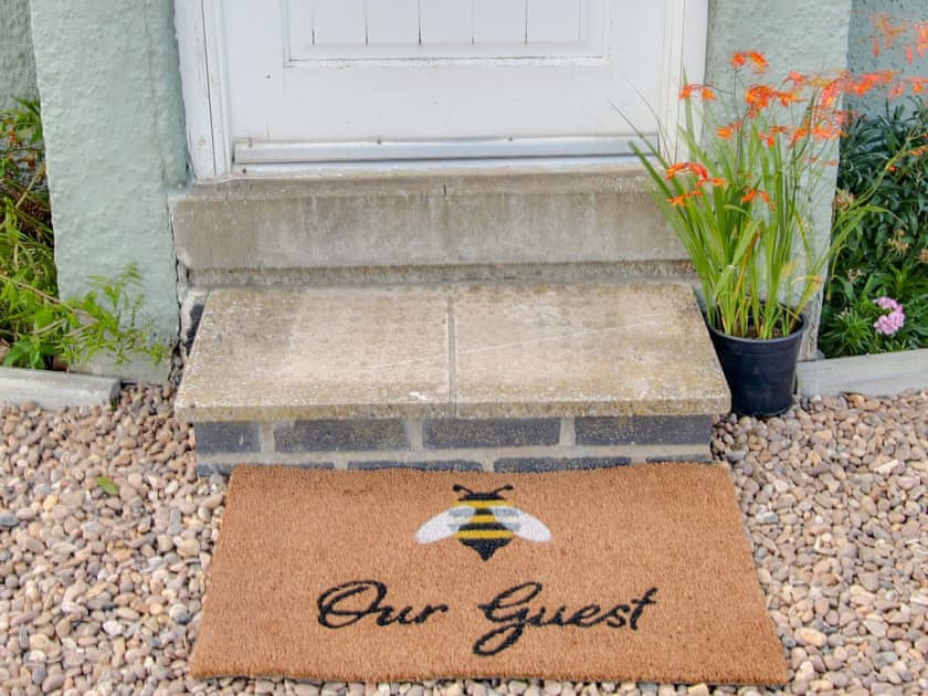 Exterior | Curlew Cottage, Thorpe St Peter, near Skegness