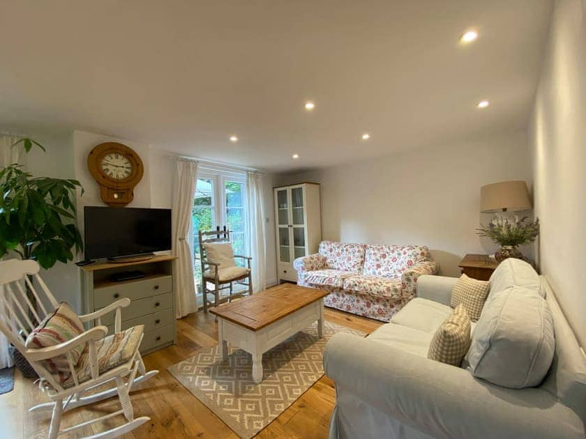 Living area | Candlewick Cottage, Lower Heyford, near Oxford