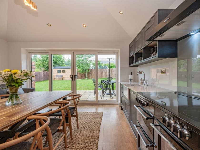 Kitchen/diner | Clematis Cottage, Southrepps