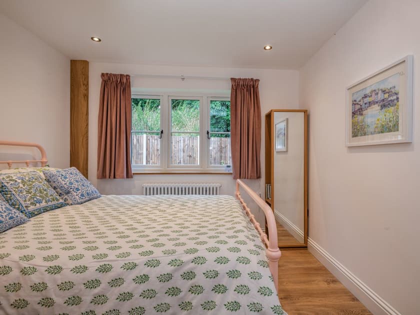 Ground floor double bedroom | Clematis Cottage, Southrepps