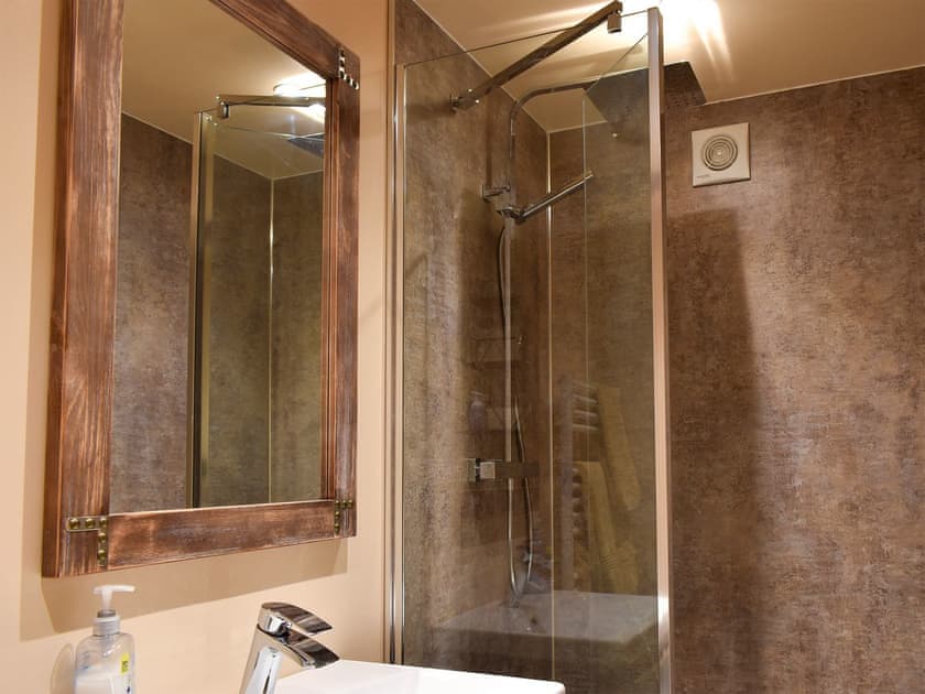 En-suite | The Well House, Starbotton