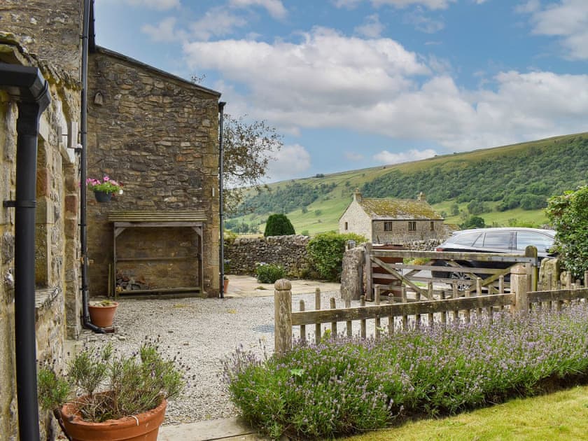 Garden and grounds | The Well House, Starbotton