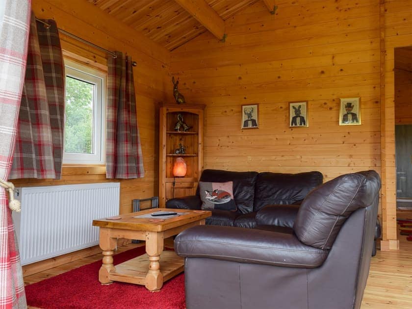 Living room/dining room | Reynard’s Retreat - Coplow Cabins, Billesdon, near Leicester
