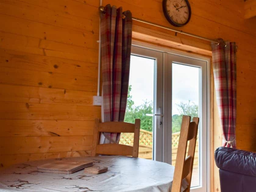 Living room/dining room | Reynard’s Retreat - Coplow Cabins, Billesdon, near Leicester