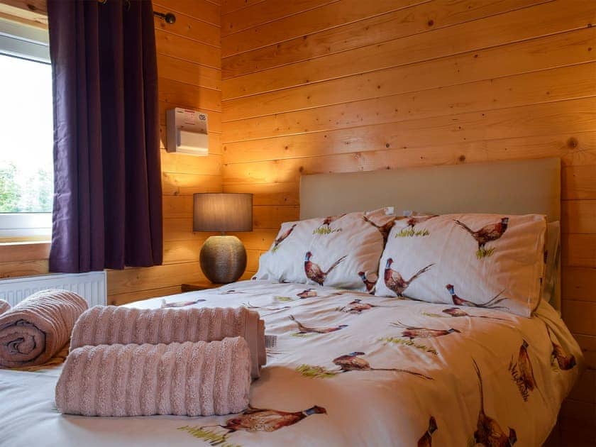 Double bedroom | Pheasant Lodge - Coplow Cabins, Billesdon, near Leicester