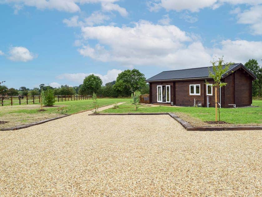 Garden and grounds | Pheasant Lodge - Coplow Cabins, Billesdon, near Leicester