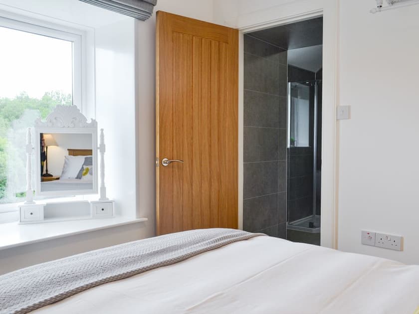 Double bedroom | Boatman’s Cottage at Inverinan Mor, Inverinan