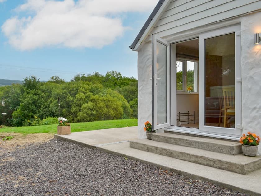 Exterior | Boatman’s Cottage at Inverinan Mor, Inverinan
