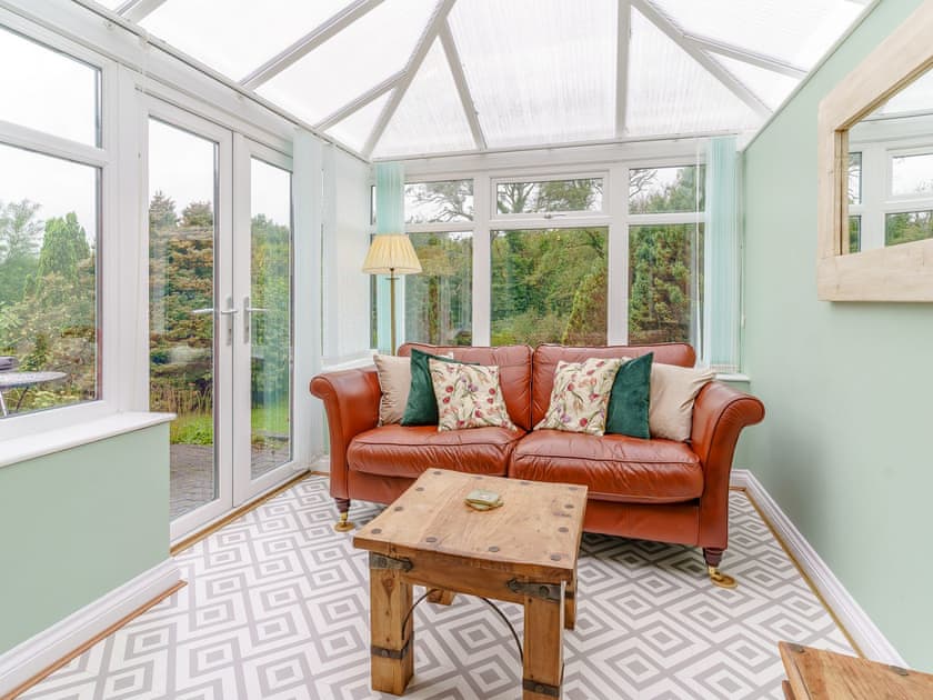 Conservatory | Ivy Cottage - Wellstone Cottages, Llanfyrnach