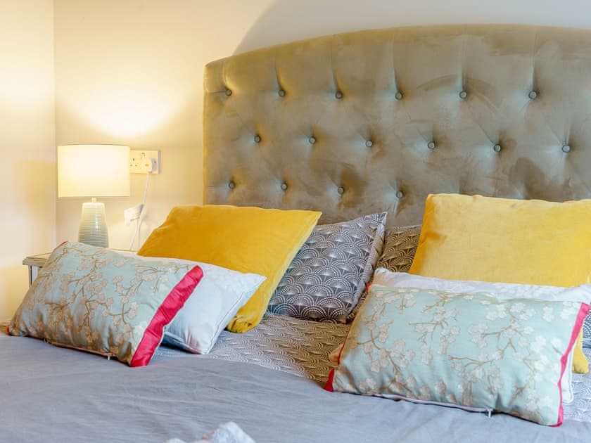Double bedroom | Ivy Cottage - Wellstone Cottages, Llanfyrnach