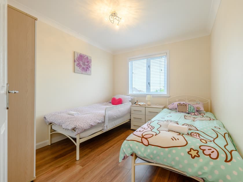 Twin bedroom | Seaglass House, Beadnell