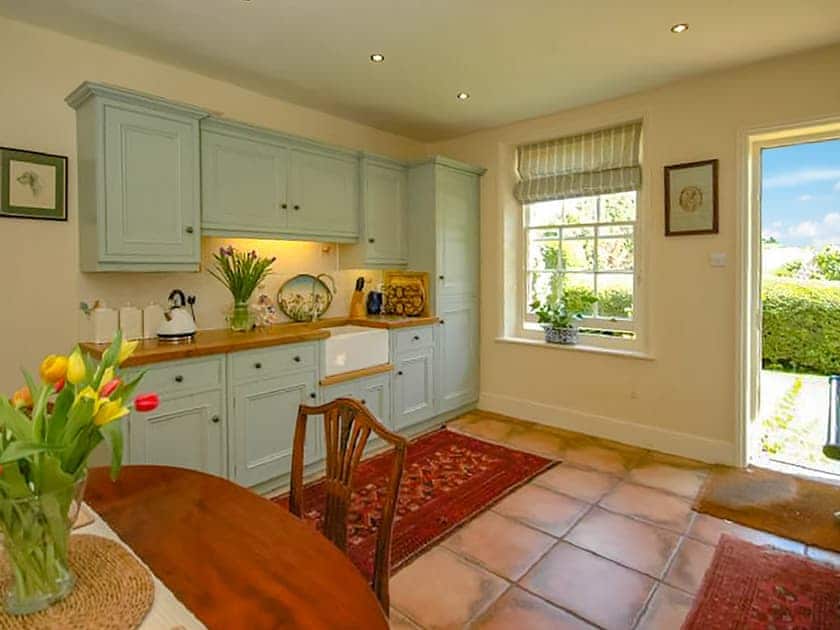 Warre Cottage, Burpham