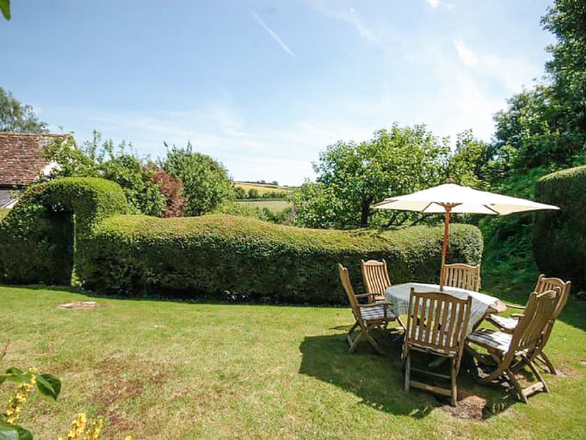 Warre Cottage, Burpham