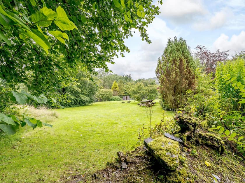 Garden | Jasmine Cottage - Wellstone Cottages, Llanfyrnach
