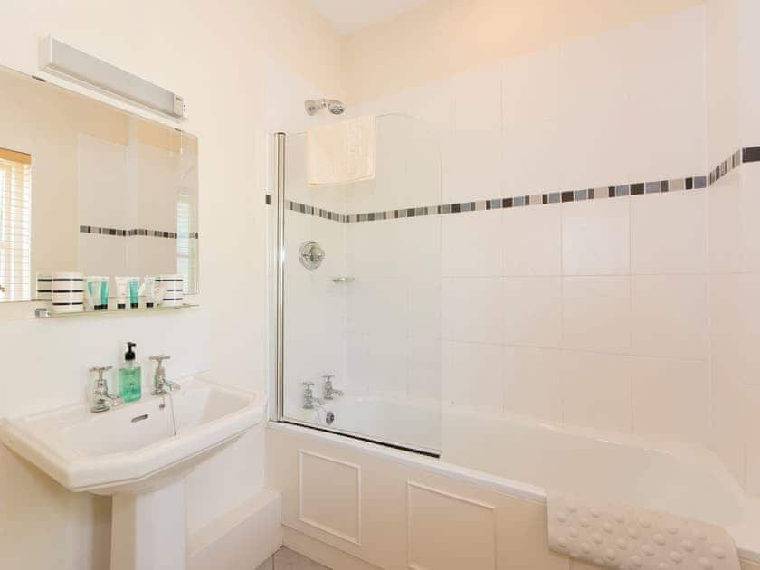 Bathroom | Graham Cottage - Nene Valley Cottages, Clopton, near Kettering