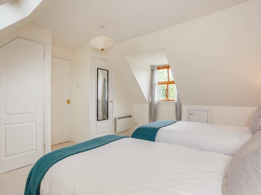 Twin bedroom | Caldon Cottage, Cromarty