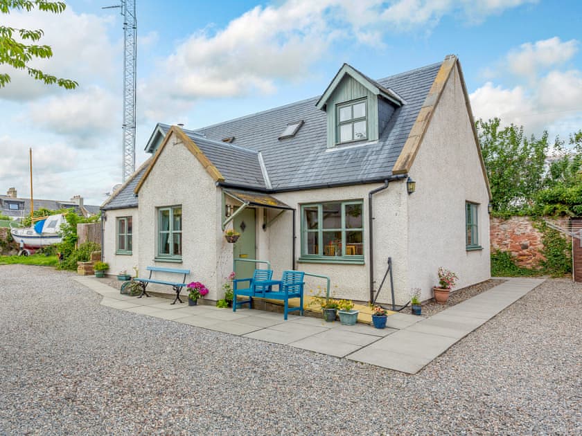 Exterior | Caldon Cottage, Cromarty