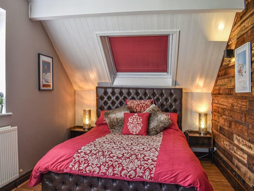 Double bedroom | Chalet Du Lac, Rudyard Lake