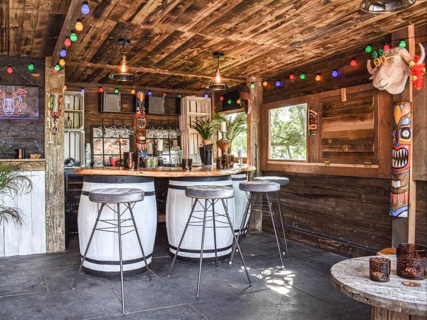 Onsite Tiki Bar  | Chalet Du Lac, Rudyard Lake
