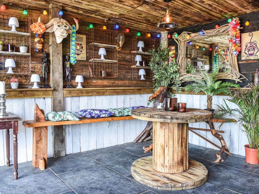 Onsite Tiki Bar  | Chalet Du Lac, Rudyard Lake