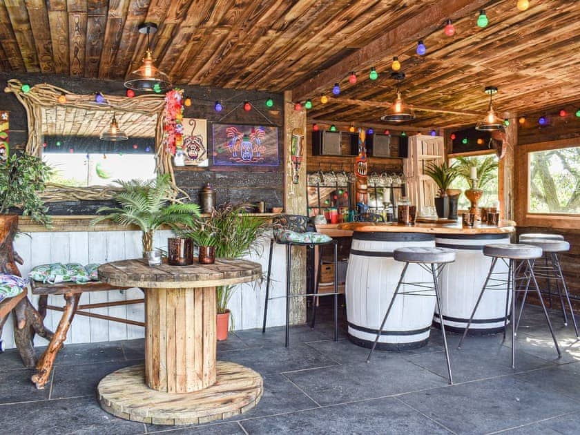 Onsite Tiki Bar  | Chalet Du Lac, Rudyard Lake