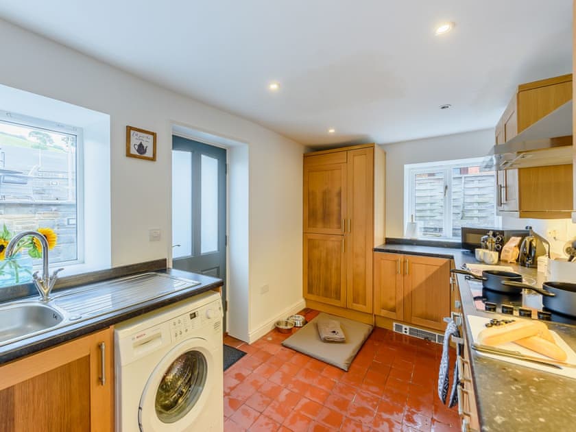 Kitchen | Islwyn, Aberaeron