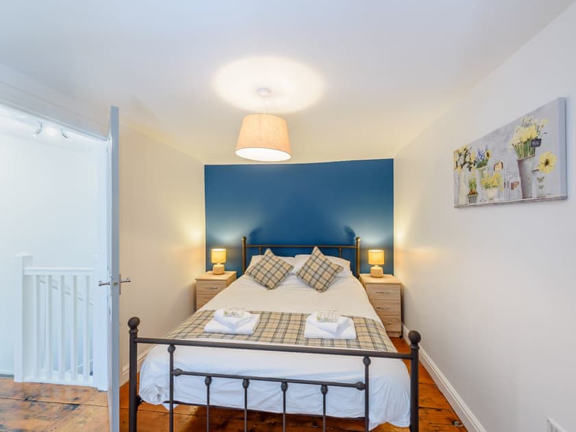 Double bedroom | Islwyn, Aberaeron