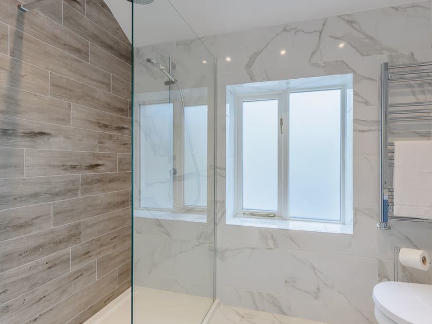 Shower room | Islwyn, Aberaeron