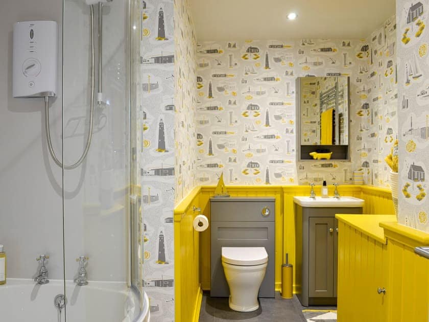 Bathroom | Forvie View, Collieston