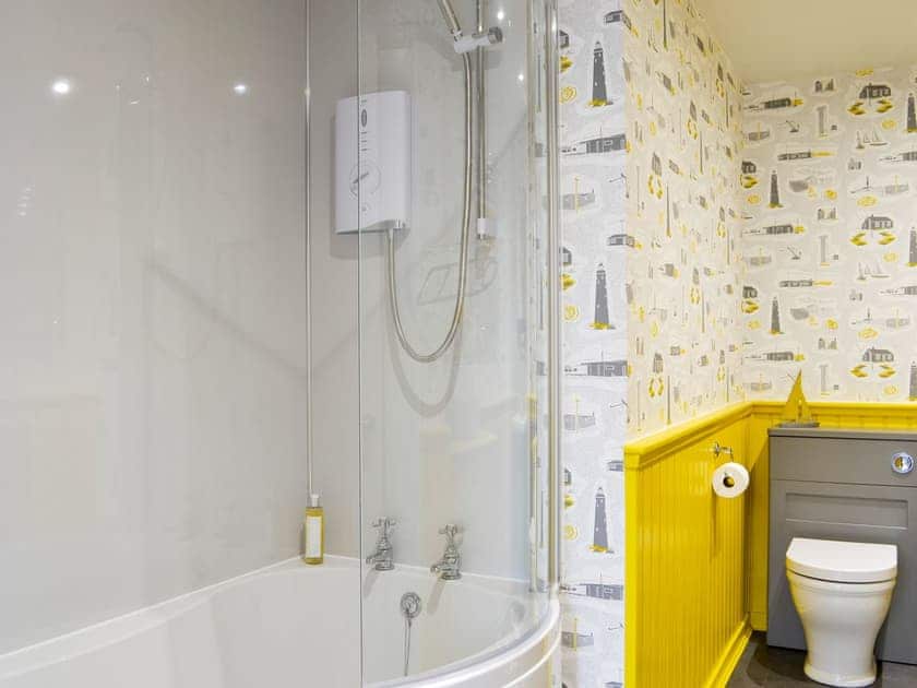 Bathroom | Forvie View, Collieston