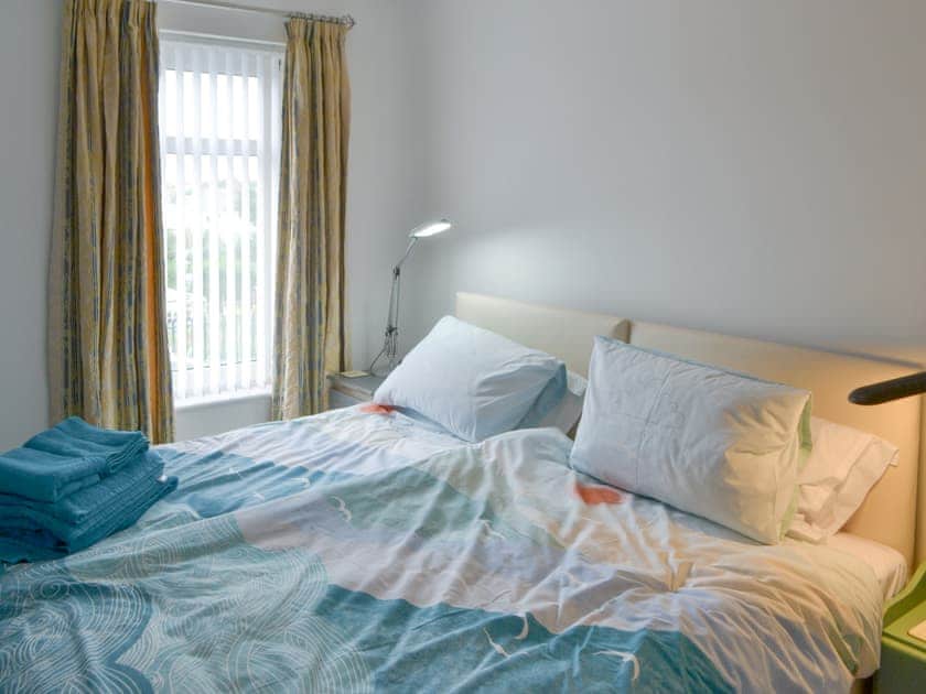 Double bedroom | Dolphin Cottage, Newbiggin by the Sea