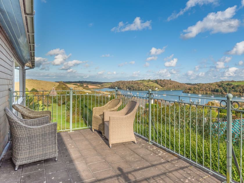 Sitting-out-area | Pencuil, St Mawes
