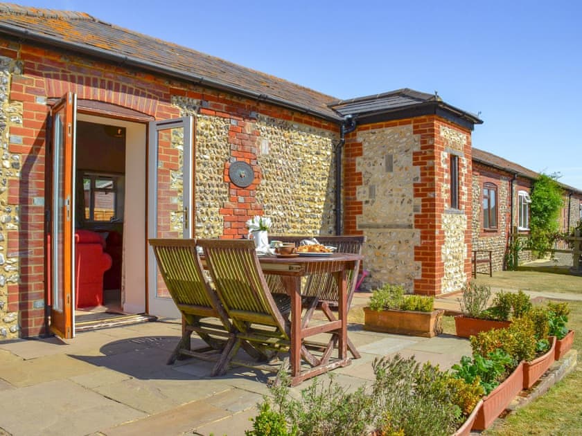 Walnut Tree Cottage, Patching