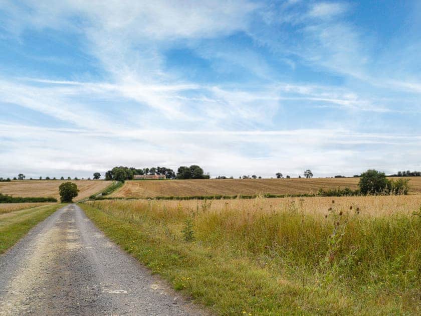 Setting | Alice Cottage, Graham Cottage, Len Cottage - Nene Valley Cottages, Clopton, near Kettering