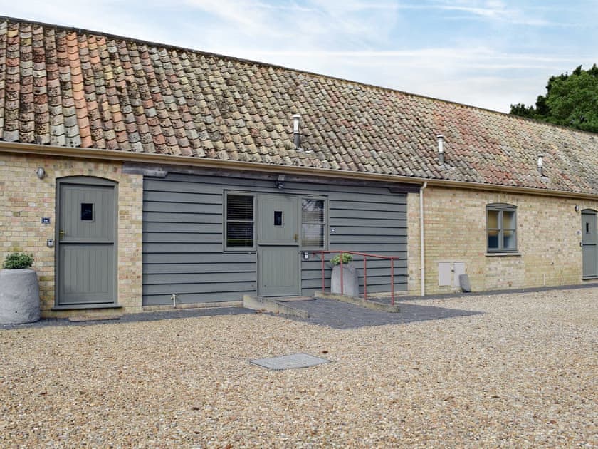 Exterior | Alice Cottage - Nene Valley Cottages, Clopton, near Kettering