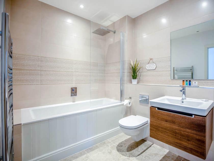 Bathroom | The Stalls, Burford