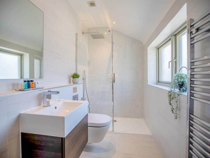 Bathroom | The Stalls, Burford