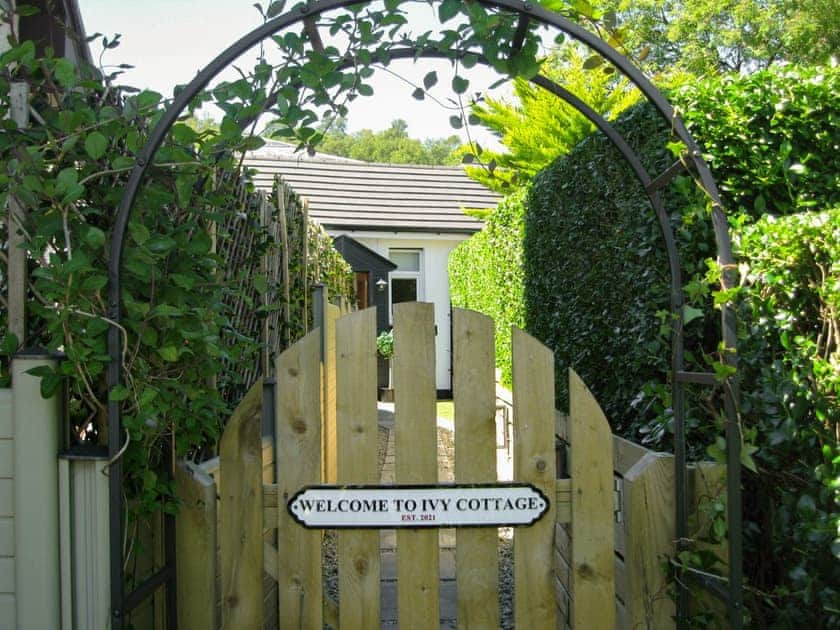 Outdoor area | Ivy Cottage, Dunoon