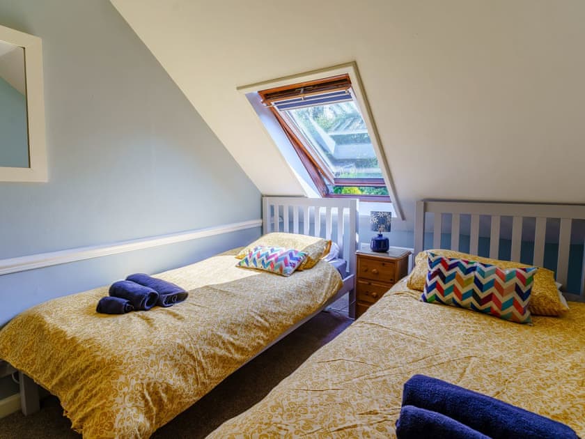 Twin bedroom | The Coach House - Wellstone Cottages, Llanfyrnach