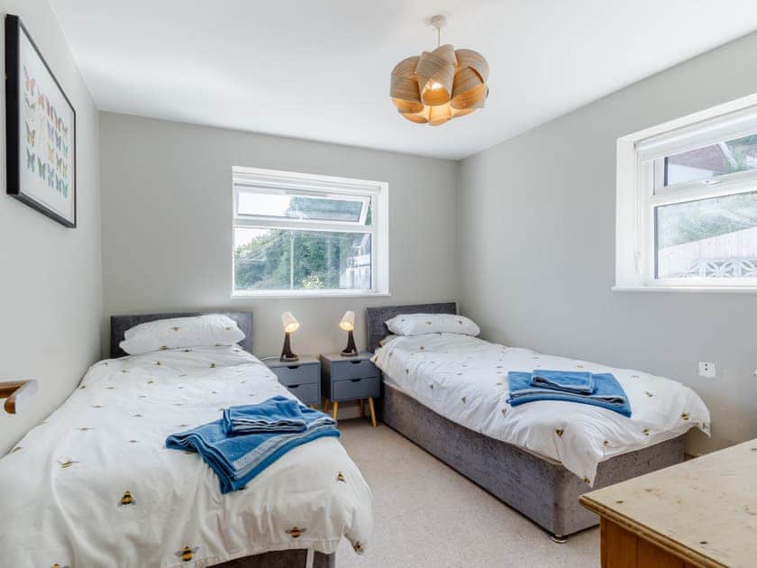 Twin bedroom | The Views, Mumbles, near Swansea