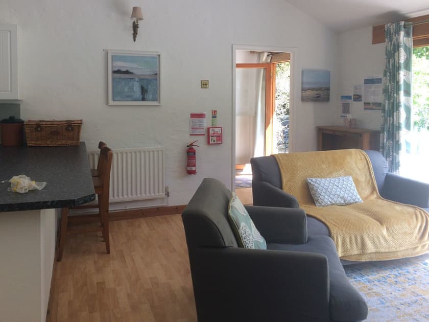 Open plan living space | Oak Tree Cottage - Grove Cottages, Instow, near Barnstaple