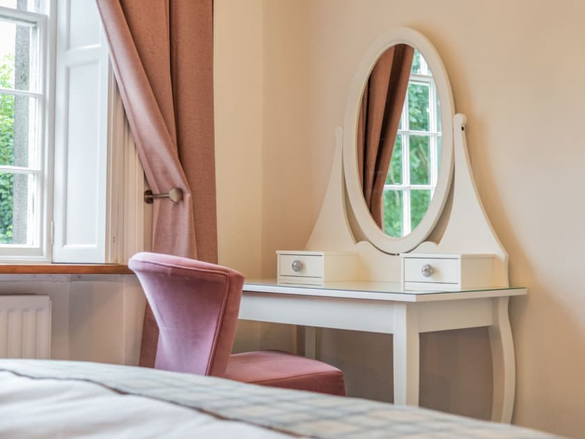 Master bedroom | Catmint Cottage, Lea, near Matlock