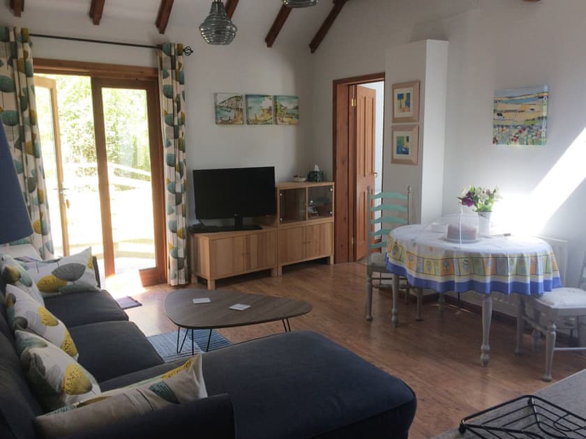 Open plan living space | The Swallows - Grove Cottages, Instow, near Barnstaple