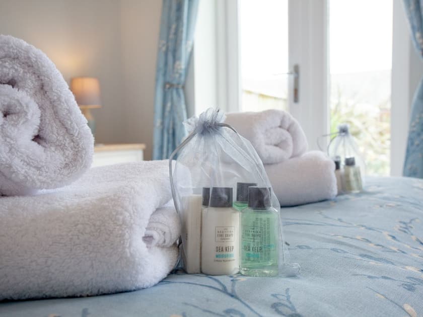 Double bedroom | View Cottage, Brixham
