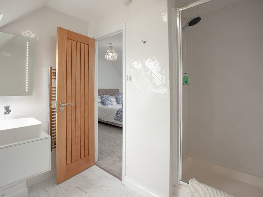 En-suite | View Cottage, Brixham