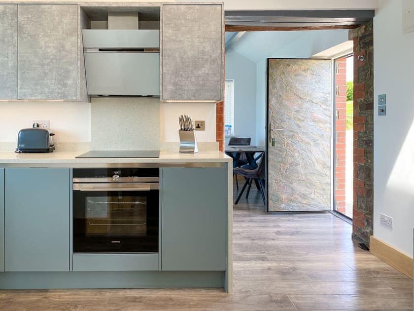 Kitchen | Woolbarn - Wooldown Holiday Cottages, Marhamchurch, near Bude
