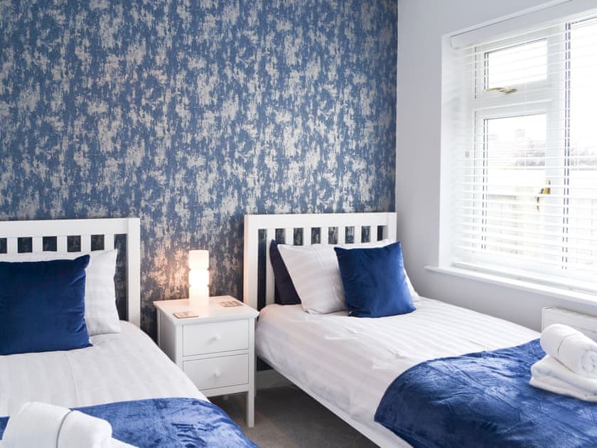 Twin bedroom | Poppys’ Place, Bridlington