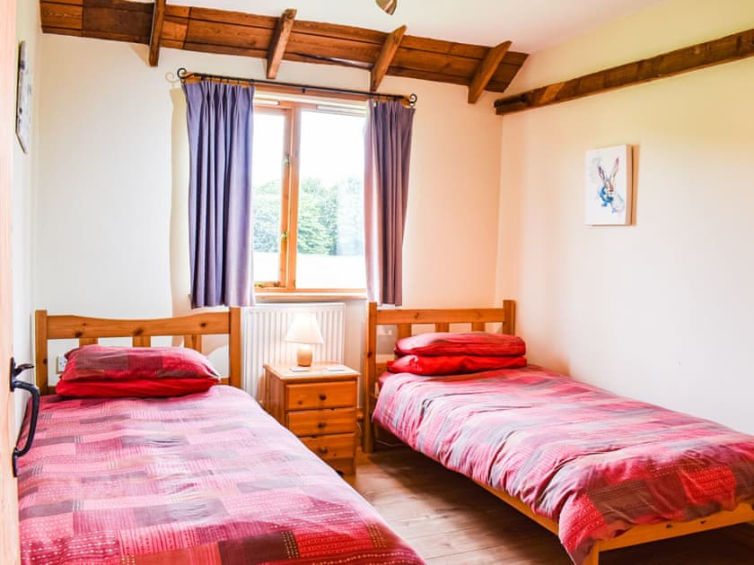 Twin bedroom | The Long Barn, Chelmsford